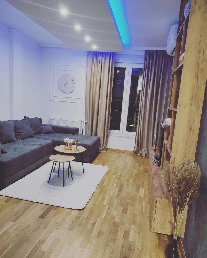 Apartman Milla Lux Novi Sad Bagian luar foto